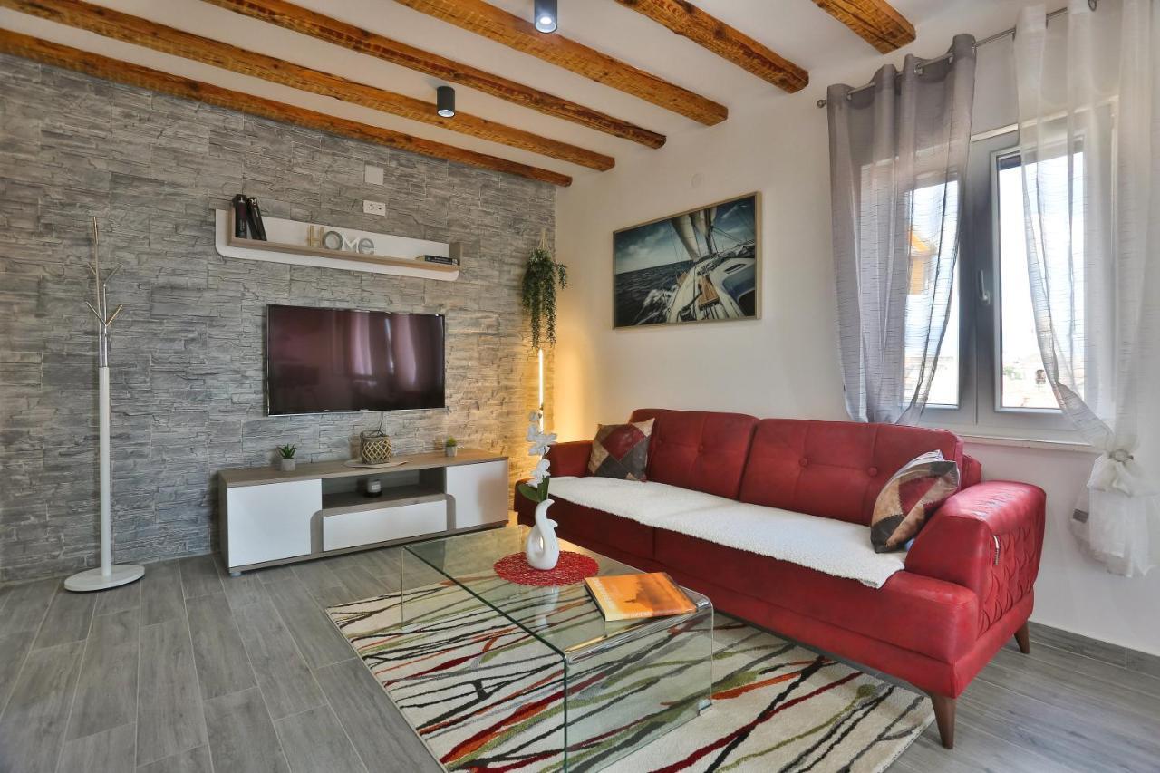 ספליט Apartments Angela With Old Town View מראה חיצוני תמונה